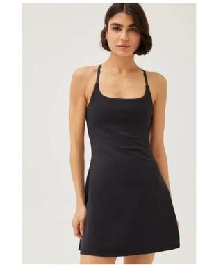 Outdoor Voices TechSweat Move Free Dress in Black Size Large